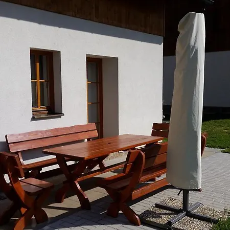U Lipna Apartment Nova Pec